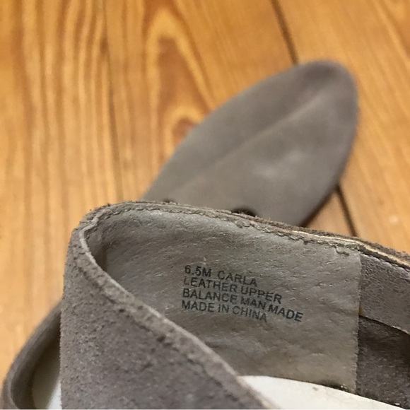 Levity Tan Suede Loafer Flats Slip-Ons, EUC, 6.5 - Picture 9 of 10